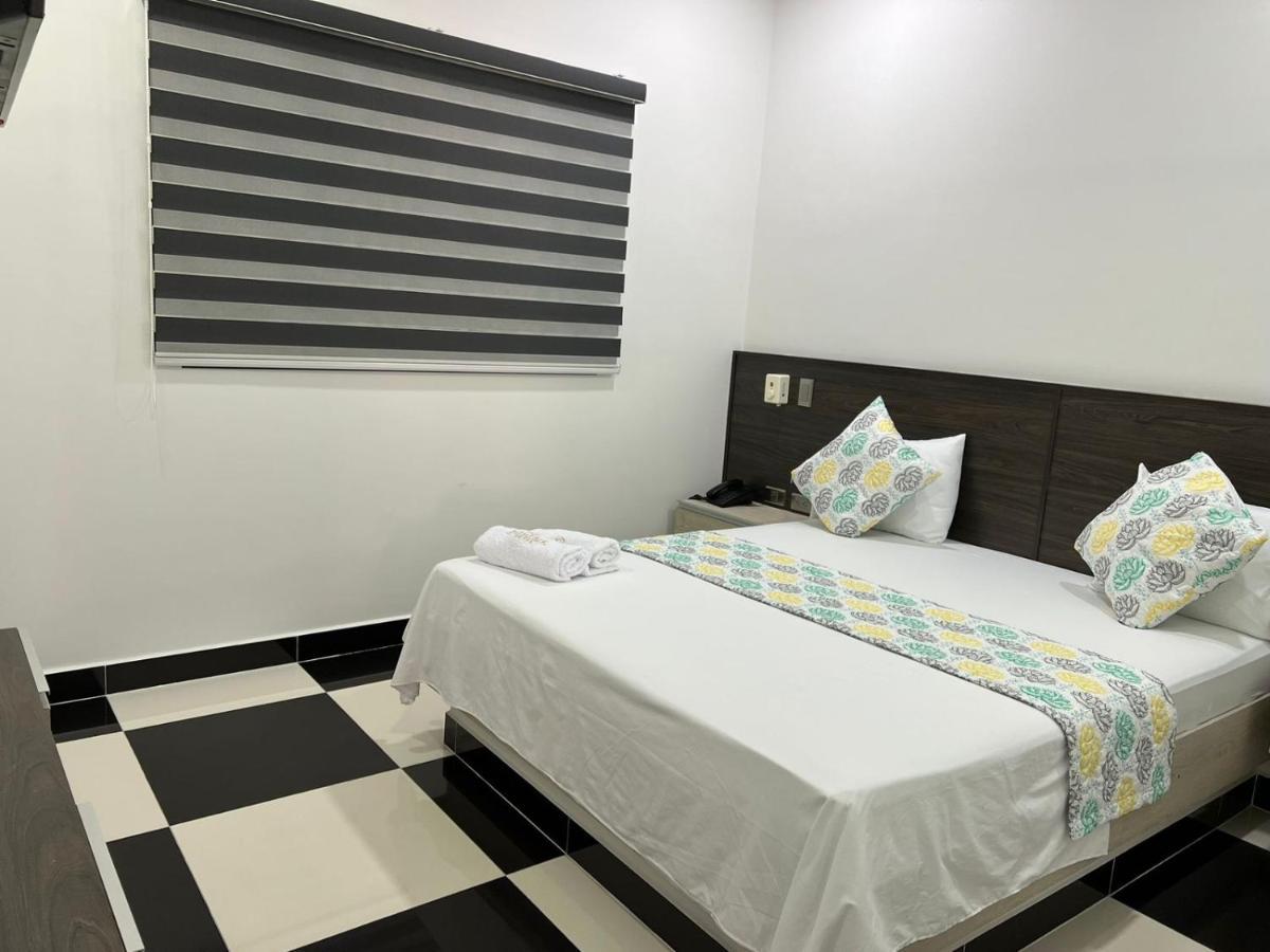Hotel Magfair Doradal Extérieur photo