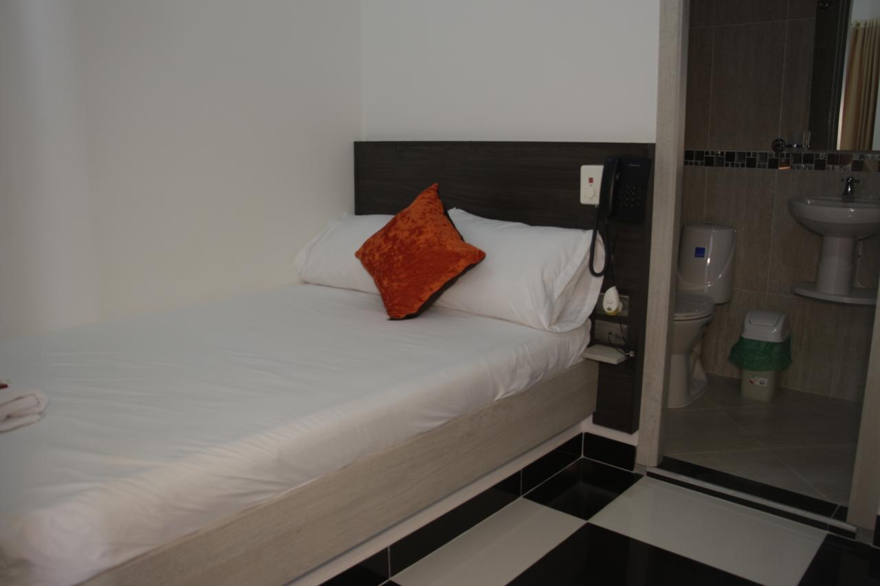 Hotel Magfair Doradal Extérieur photo